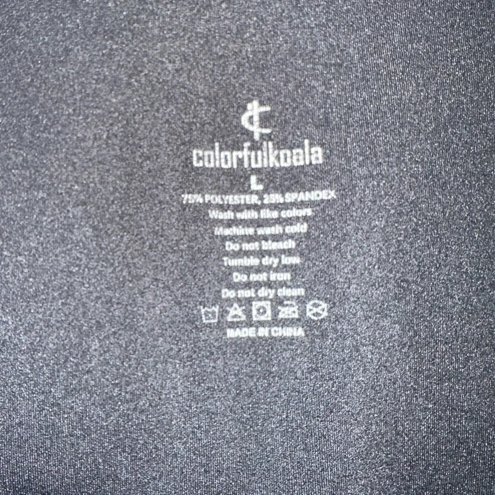 Women's Black Leggings with Pocket - Picture 4 of 4